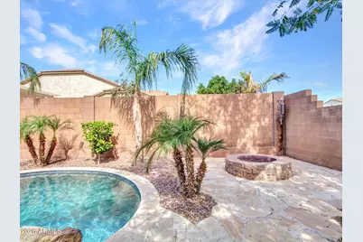 18354 W Monterosa Street, Goodyear, AZ 85395 - Photo 9