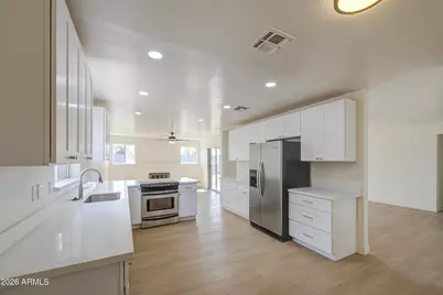 613 W Peralta Avenue, Mesa, AZ 85210 - Photo 15