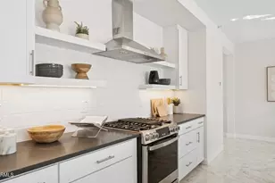 8024 W Harmont Dr, Peoria, AZ 85345 - Photo 7