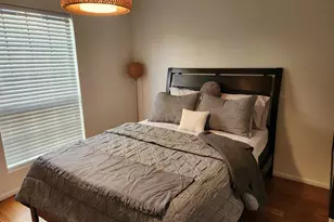 7557 N Dreamy Draw Dr, Phoenix, AZ 85020 - Photo 21