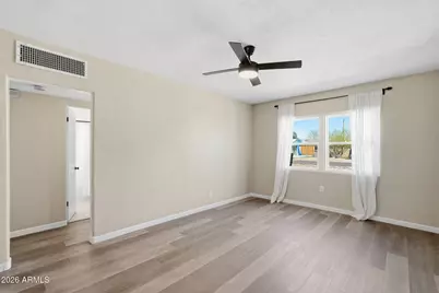 1721 W Weldon Avenue, Phoenix, AZ 85015 - Photo 7