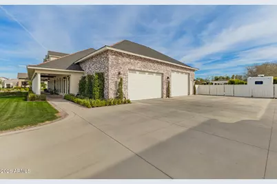 2035 E Haven Circle S, Gilbert, AZ 85298 - Photo 17