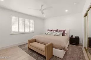 3702 E Monterosa St, Phoenix, AZ 85018 - Photo 9