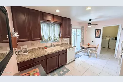 10619 W Coggins Drive, Sun City, AZ 85351 - Photo 11