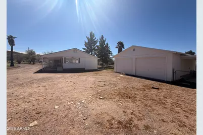 33400 S Melanie Lane, Black Canyon City, AZ 85324 - Photo 5