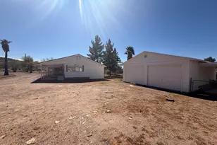 33400 S Melanie Ln, Black Canyon City, AZ 85324 - Photo 5