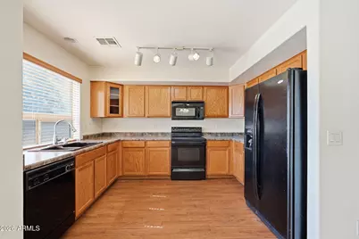 40871 W Thornberry Lane, Maricopa, AZ 85138 - Photo 7