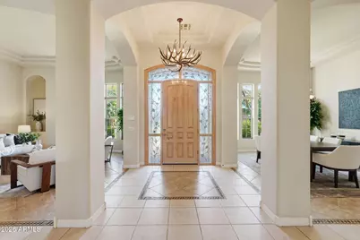 370 E Canyon Creek Drive, Gilbert, AZ 85295 - Photo 5