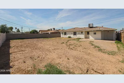 3025 N 37th Drive, Phoenix, AZ 85019 - Photo 23