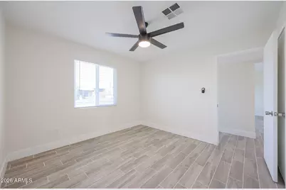 3025 N 37th Drive, Phoenix, AZ 85019 - Photo 5