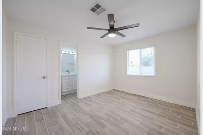 3025 N 37th Drive, Phoenix, AZ 85019 - Photo 9