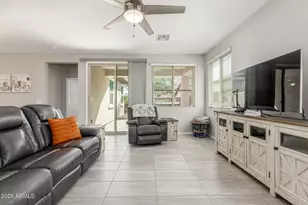 10043 W Robin Ln, Peoria, AZ 85383 - Photo 7