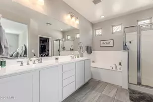 10043 W Robin Ln, Peoria, AZ 85383 - Photo 15