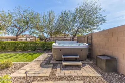 10043 W Robin Lane, Peoria, AZ 85383 - Photo 25