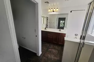 1707 S Rochester Dr, Gilbert, AZ 85295 - Photo 11