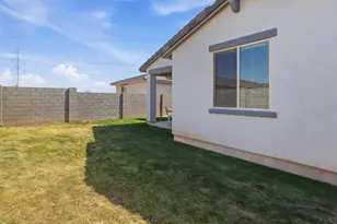 12334 W Levi Dr, Avondale, AZ 85323 - Photo 15