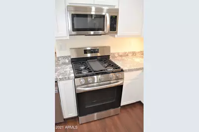 21724 N Verde Ridge Drive, Sun City West, AZ 85375 - Photo 9