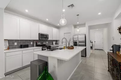 5733 N 192nd Avenue, Litchfield Park, AZ 85340 - Photo 11