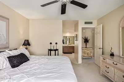 9428 W McRae Way, Peoria, AZ 85382 - Photo 15