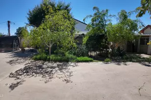 133 N Hibbert St, Mesa, AZ 85201 - Photo 21