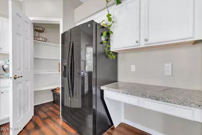 7506 E Navarro Avenue, Mesa, AZ 85209 - Photo 9