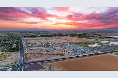 17807 W Brown Street, Waddell, AZ 85355 - Photo 7