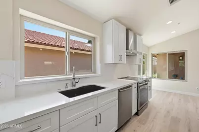 8832 E Sunnyside Drive, Scottsdale, AZ 85260 - Photo 19