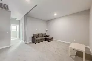 2269 W Echo Ln, Phoenix, AZ 85021 - Photo 13