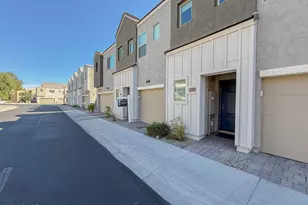 2269 W Echo Ln, Phoenix, AZ 85021 - Photo 1