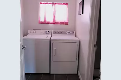 10654 W Alabama Avenue, Sun City, AZ 85351 - Photo 11