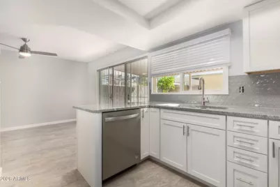 4324 W Solano Drive S, Glendale, AZ 85301 - Photo 5