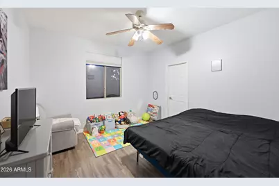 888 E Carla Vista Drive, Gilbert, AZ 85295 - Photo 17