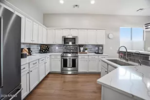 33509 N 24th Dr, Phoenix, AZ 85085 - Photo 19