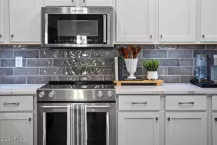 33509 N 24th Dr, Phoenix, AZ 85085 - Photo 21