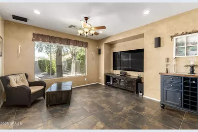 2116 W Kuralt Drive, Anthem, AZ 85086 - Photo 9