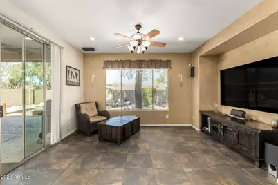 2116 W Kuralt Drive, Anthem, AZ 85086 - Photo 11
