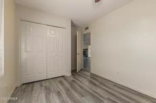 6850 W Cholla St, Peoria, AZ 85345 - Photo 17