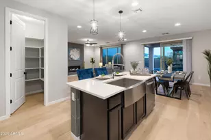 2909 E Sands Dr, Phoenix, AZ 85050 - Photo 13