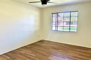 1539 W Berridge Ln, Phoenix, AZ 85015 - Photo 17