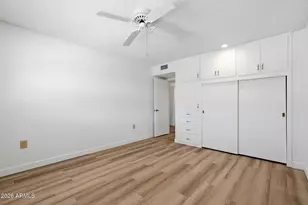 11088 W Frontier Dr, Sun City, AZ 85351 - Photo 21