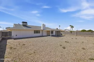 11088 W Frontier Dr, Sun City, AZ 85351 - Photo 27