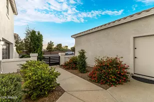 3054 E King Bird Dr, Gilbert, AZ 85297 - Photo 3