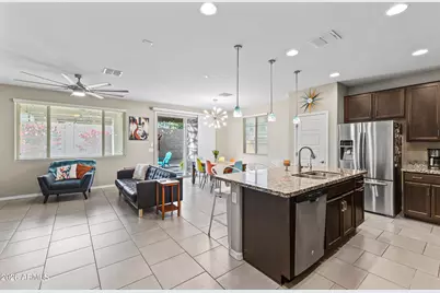 20912 W Almeria Road, Buckeye, AZ 85396 - Photo 7