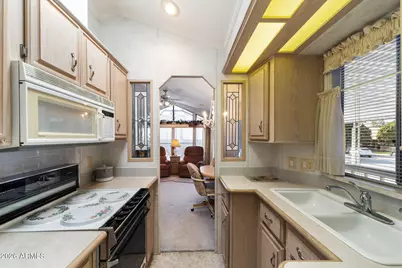 111 S Greenfield Road #627, Mesa, AZ 85206 - Photo 17