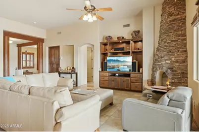 40627 N 6th Avenue, Phoenix, AZ 85086 - Photo 11