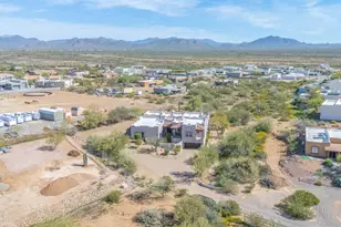 33207 N 12th St, Phoenix, AZ 85085 - Photo 15