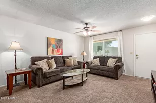 10922 W Santa Fe Dr, Sun City, AZ 85351 - Photo 5