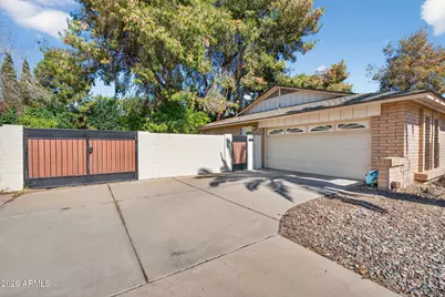 6968 W Calavar Road, Peoria, AZ 85381 - Photo 5