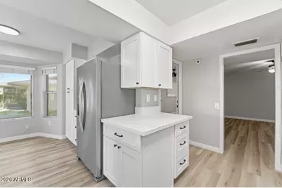 19015 N Signal Butte Circle, Sun City, AZ 85373 - Photo 33