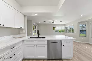 19015 N Signal Butte Cir, Sun City, AZ 85373 - Photo 35